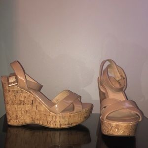 Wedge nude heel